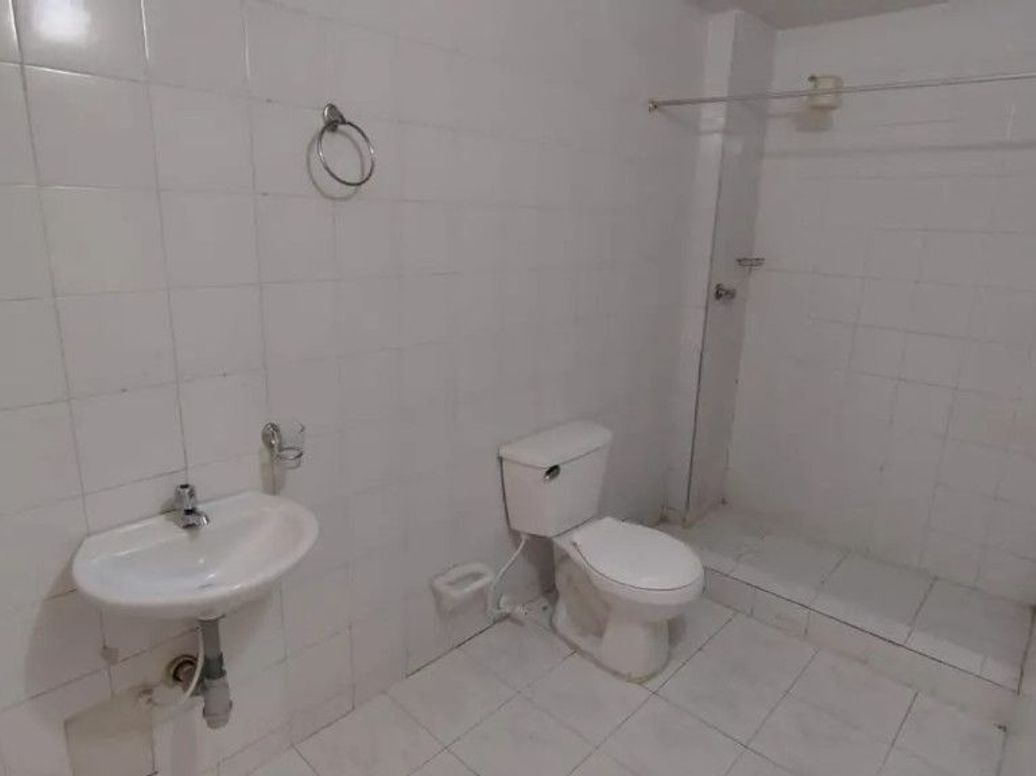 Casa de 14 alcobas en venta en San Antonio De Padua, Bogotá, 420 m² · foto 4 de 20