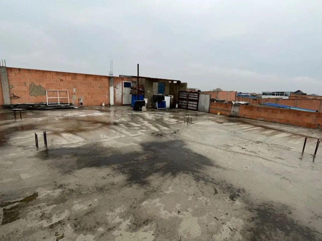 Casa de 4 alcobas en venta en Escocia, Bogotá, 393 m² · foto 18 de 19