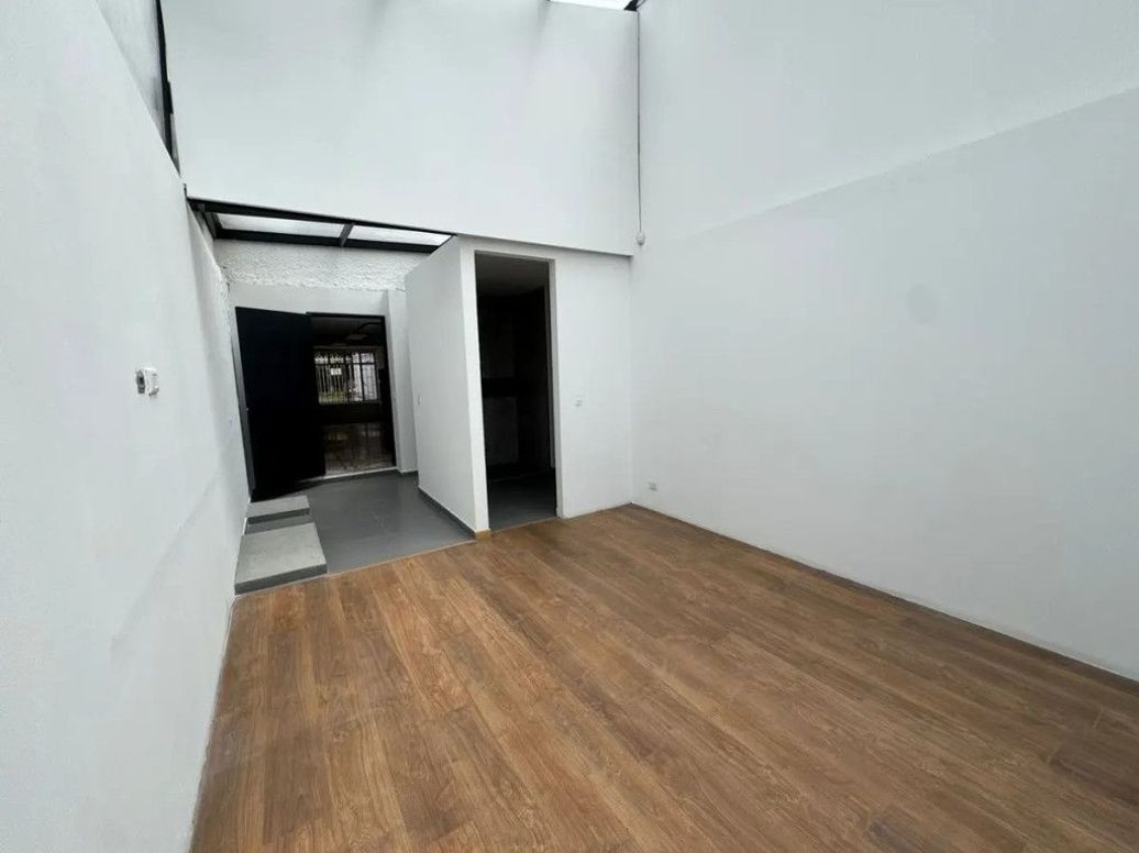 Casa de 4 alcobas en venta en Polo Club, Bogotá, 236 m² · foto 15 de 20