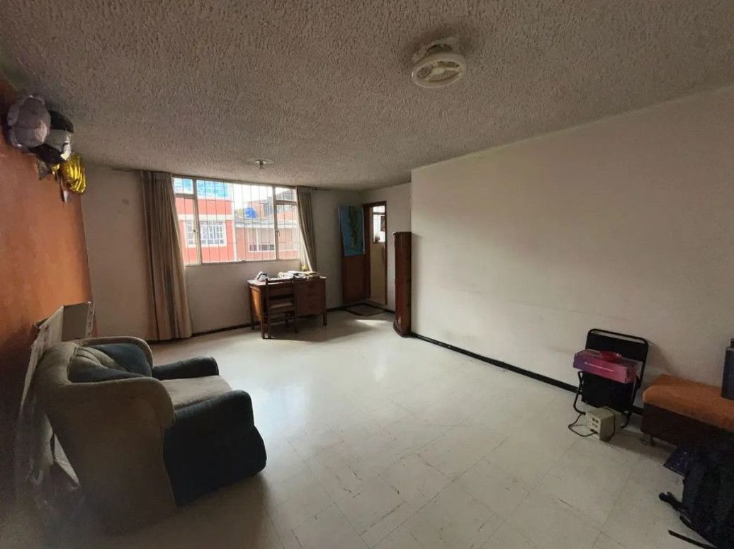 Casa de 6 alcobas en venta en Tunjuelito, Bogotá, 245 m² · foto 5 de 20
