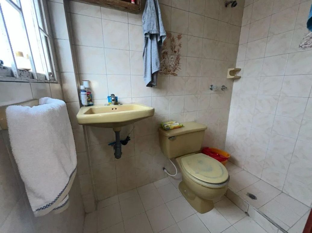Casa de 6 alcobas en venta en Tunjuelito, Bogotá, 245 m² · foto 6 de 20