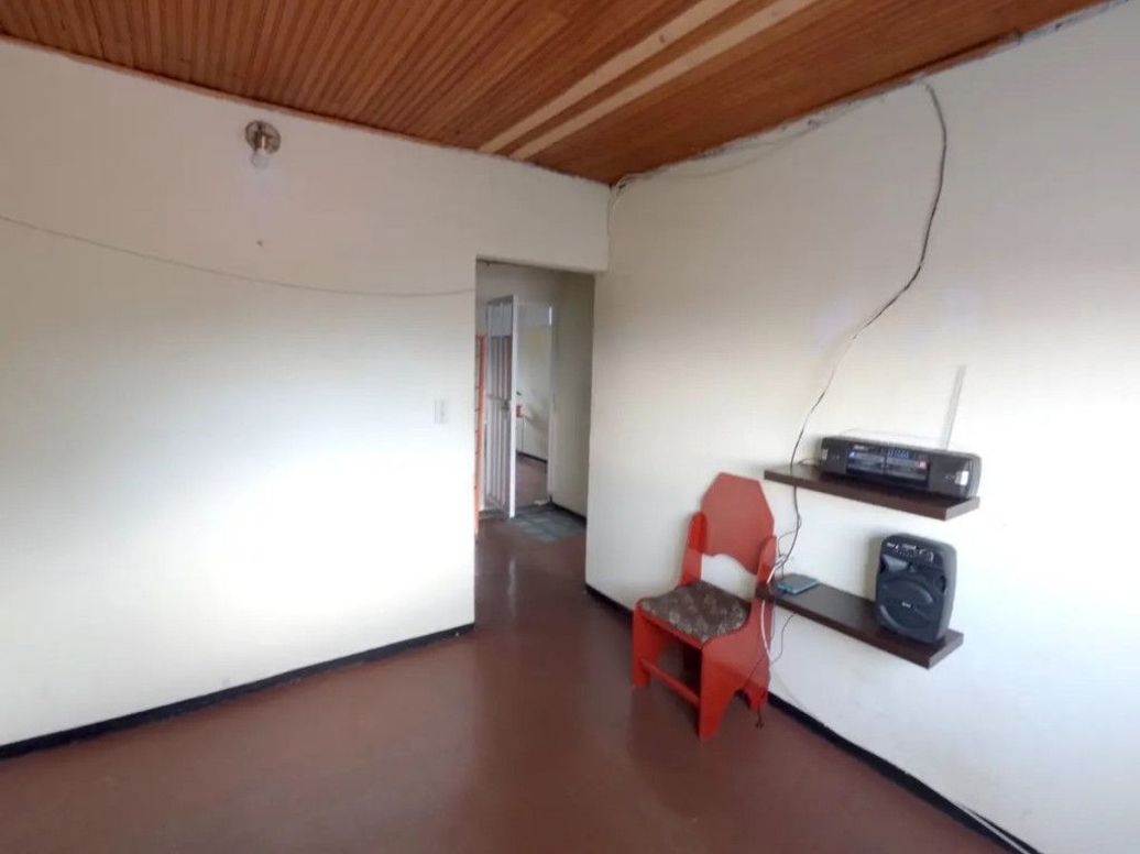 Casa de 6 alcobas en venta en N.N., Bogotá, 145 m² · foto 13 de 15