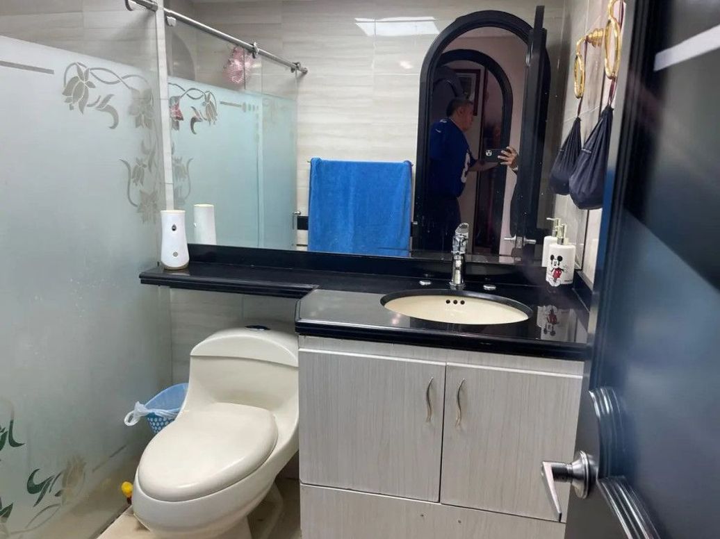 Casa de 7 alcobas en venta en Las Cruces, Bogotá, 330 m² · foto 4 de 20