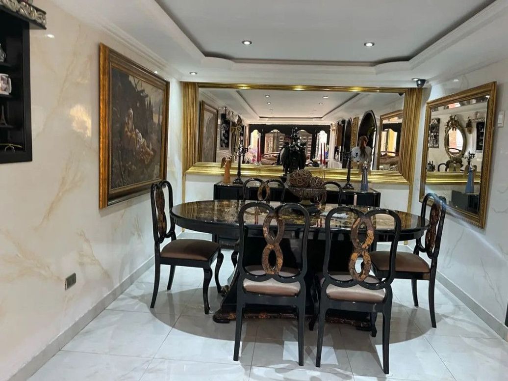 Casa de 7 alcobas en venta en Las Cruces, Bogotá, 330 m² · foto 18 de 20