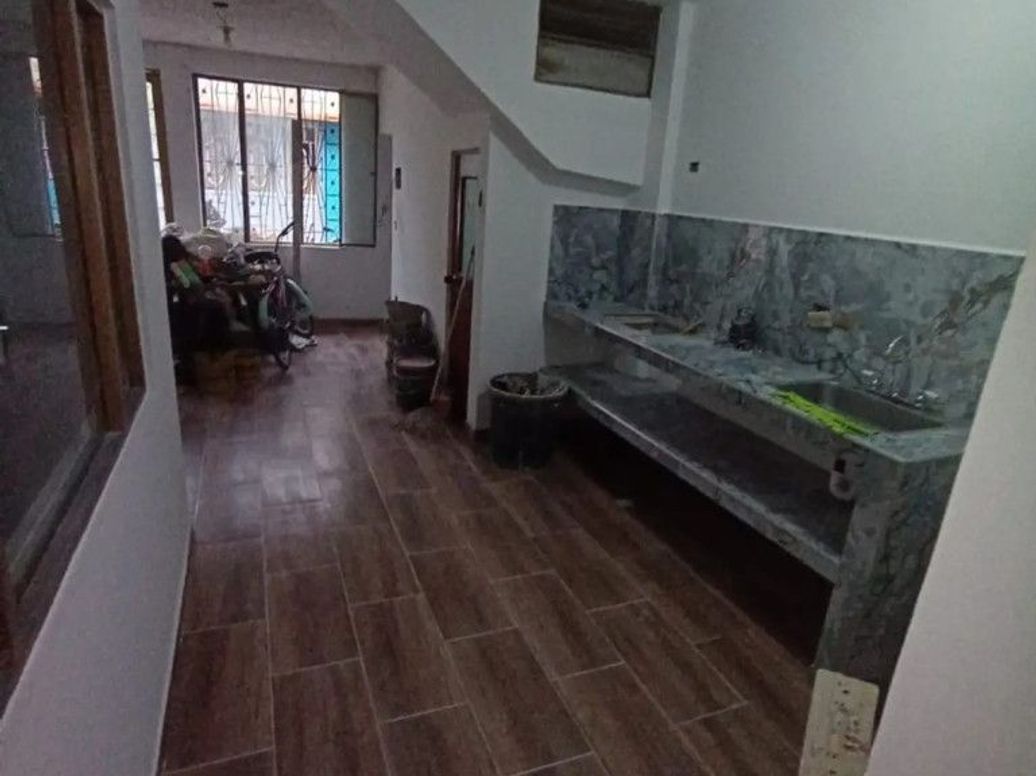 Casa de 8 alcobas en venta en Villas Del Progreso, Bogotá, 202 m² · foto 19 de 20