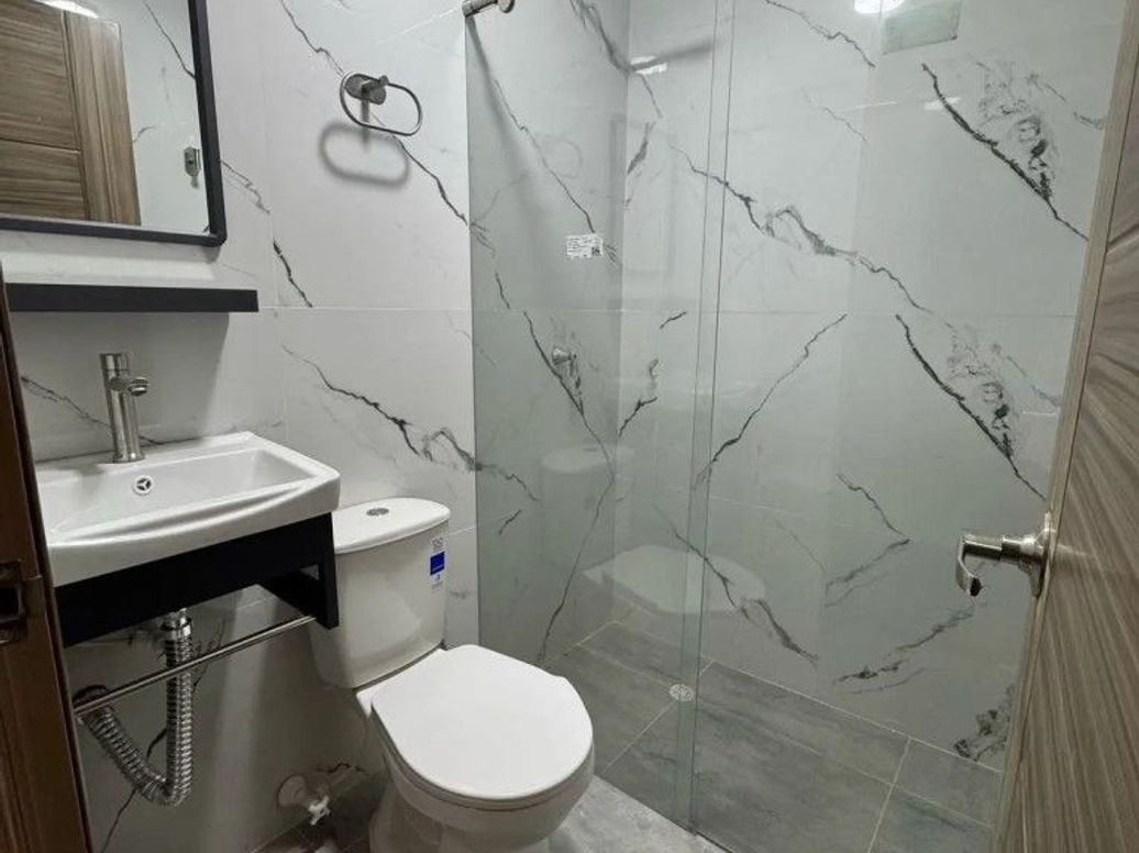 Casa de 8 alcobas en venta en Villas Del Progreso, Bogotá, 202 m² · foto 6 de 20