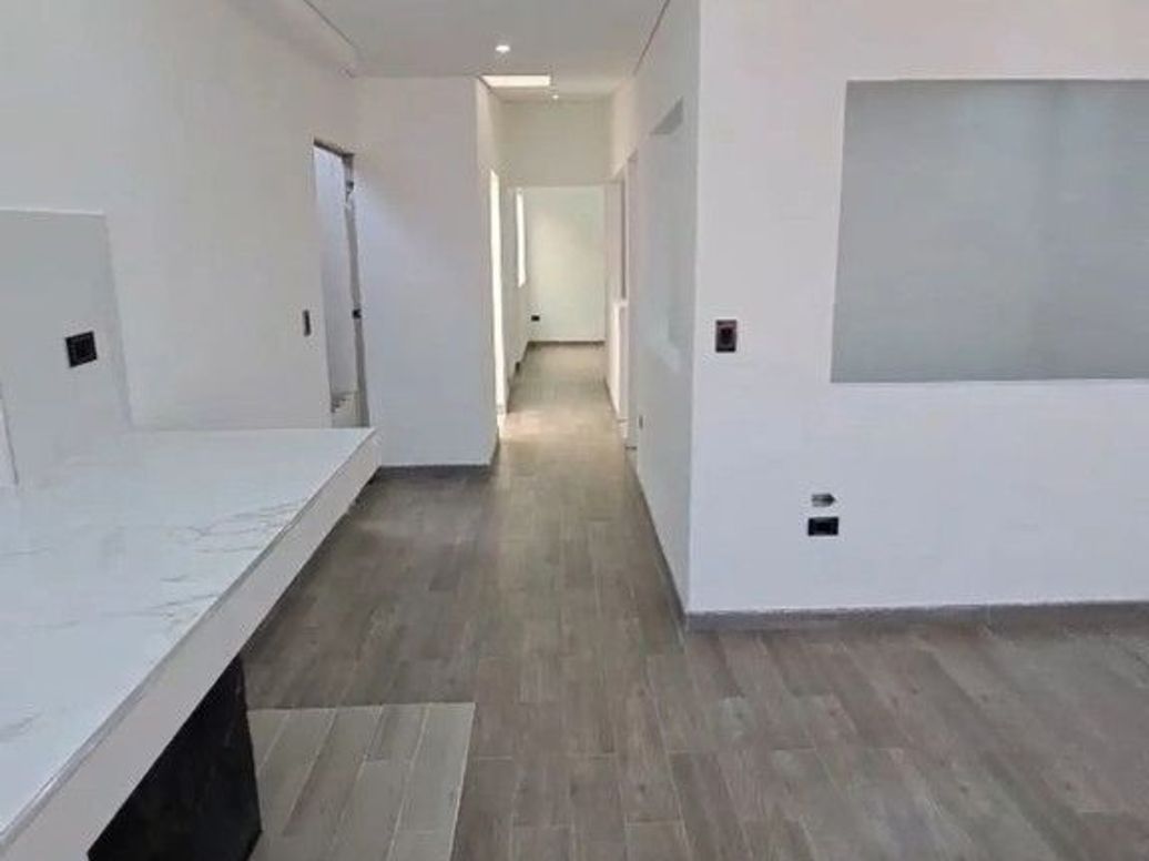 Casa de 8 alcobas en venta en Villas Del Progreso, Bogotá, 202 m² · foto 11 de 20