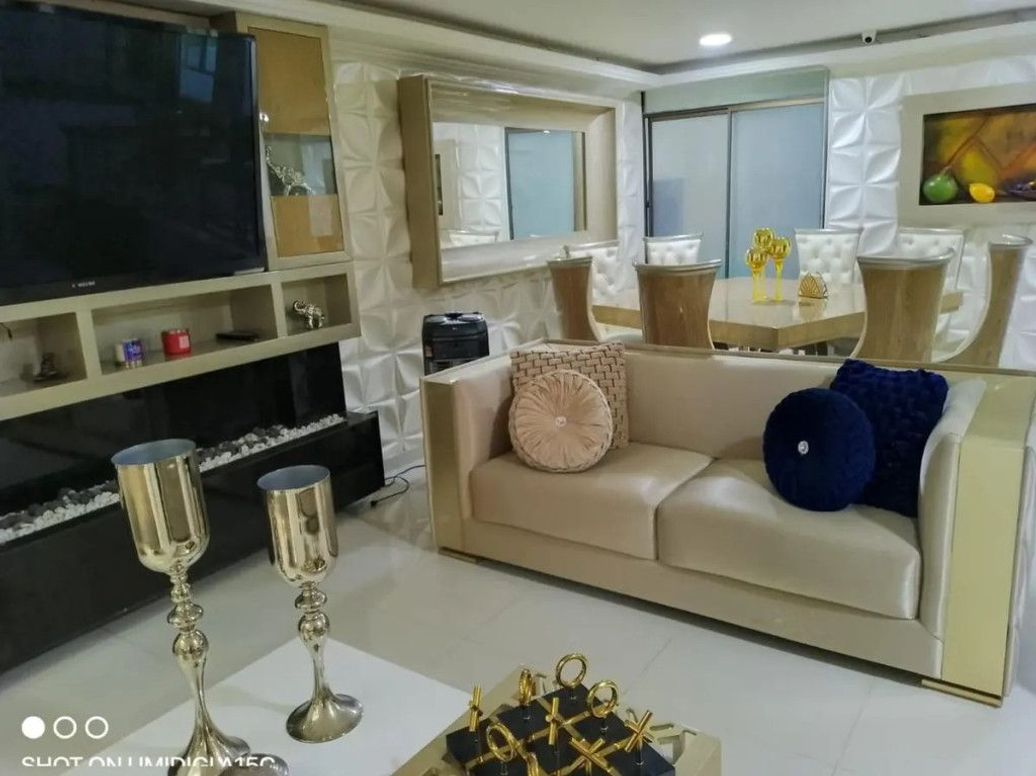 Casa de 12 alcobas en venta en San Antonio De Padua, Bogotá, 840 m² · foto 4 de 19