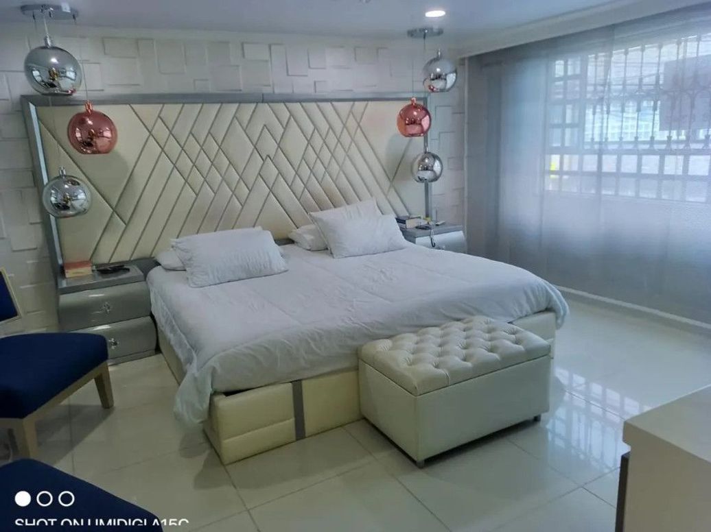Casa de 12 alcobas en venta en San Antonio De Padua, Bogotá, 840 m² · foto 11 de 19