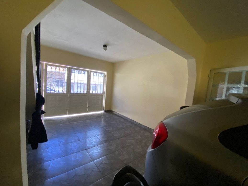 Casa de 8 alcobas en venta en La Victoria, Bogotá, 480 m² · foto 7 de 20