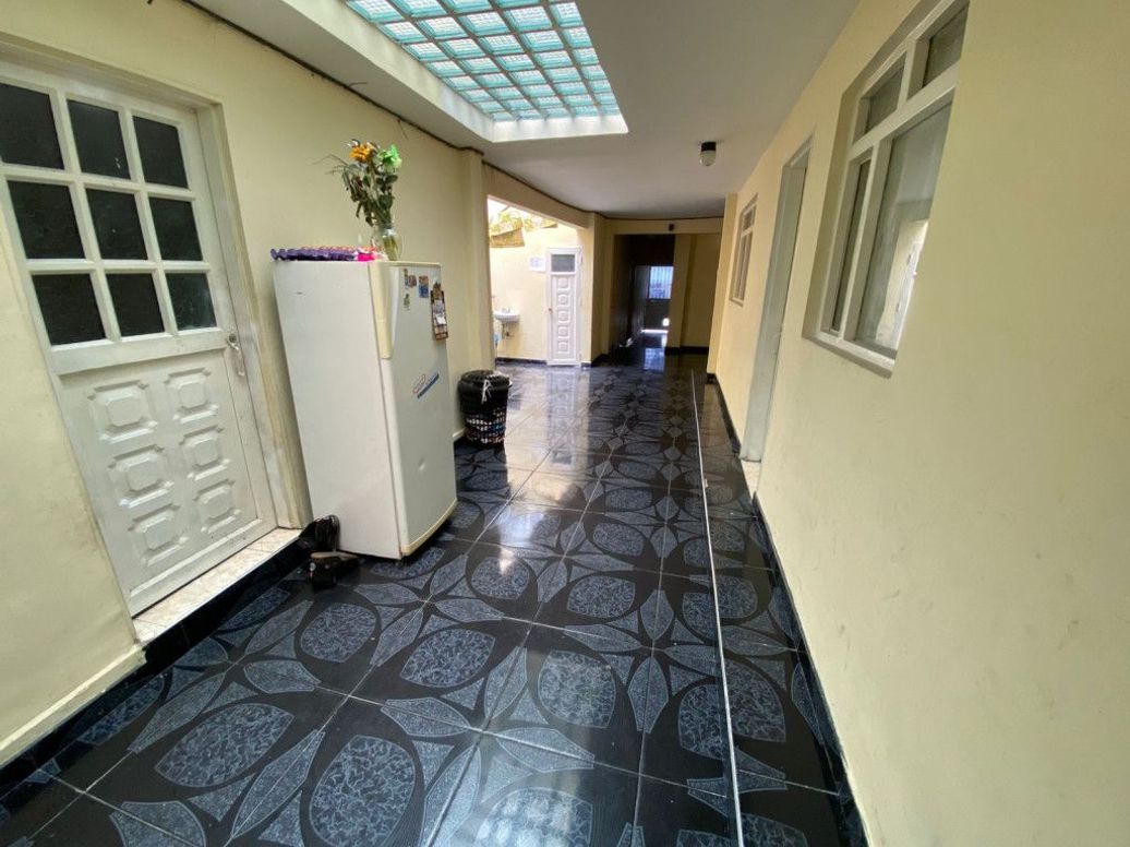 Casa de 8 alcobas en venta en La Victoria, Bogotá, 480 m² · foto 8 de 20