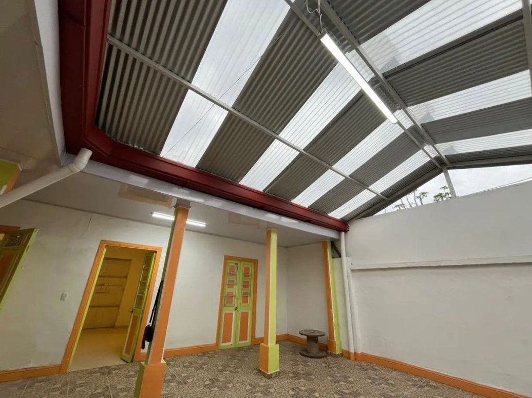 Casa de 9 alcobas en venta en Santa Barbara, Bogotá, 280 m² · foto 12 de 20
