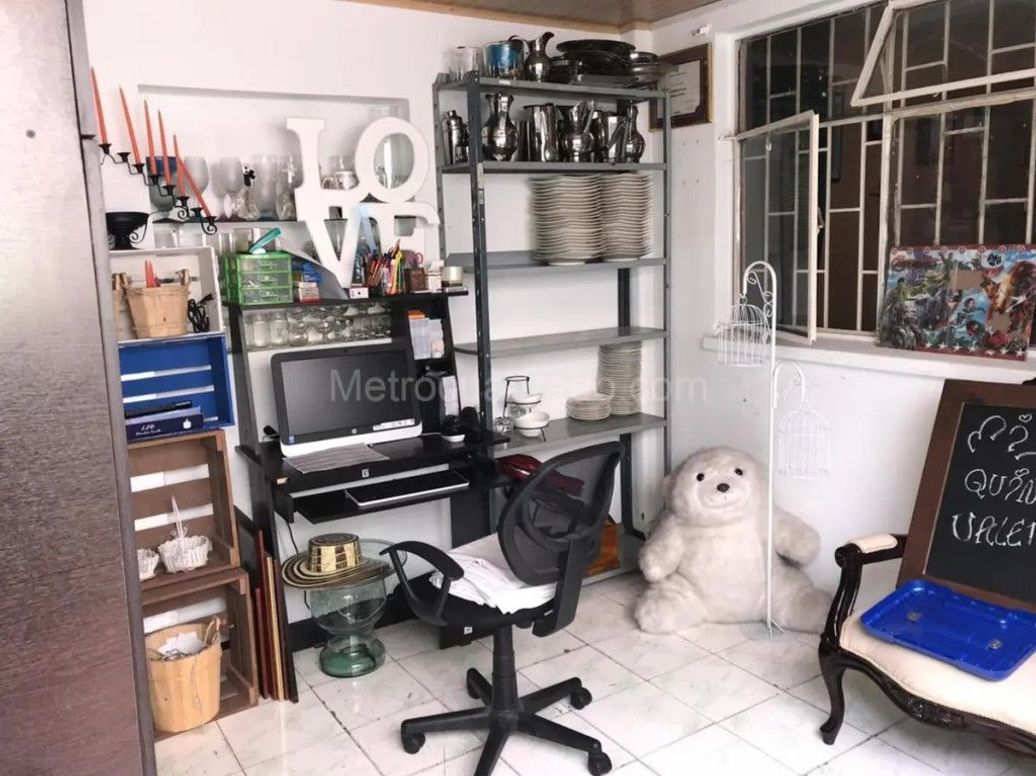 Casa de 5 alcobas en venta en San Jose, Bogotá, 250 m² · foto 6 de 6