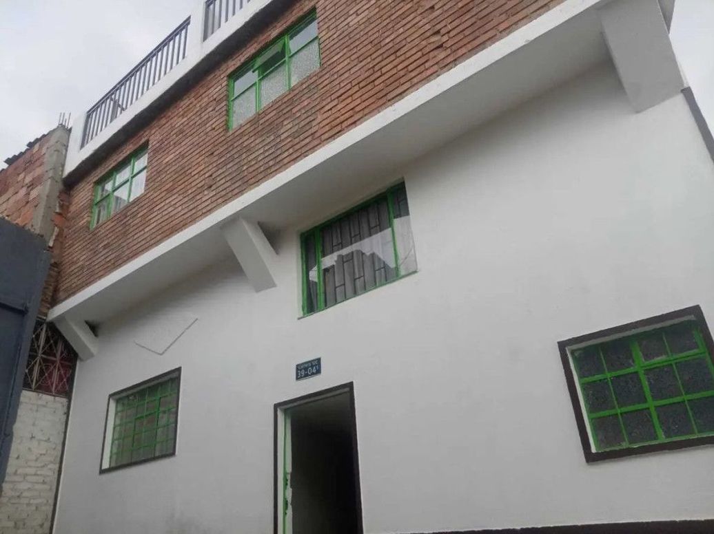 Casa de 6 alcobas en venta en Granjas San Pablo, Bogotá, 143 m² · foto 14 de 20