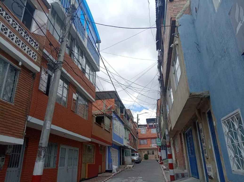 Casa de 9 alcobas en venta en Diana Turbay, Bogotá, 288 m² · foto 3 de 15