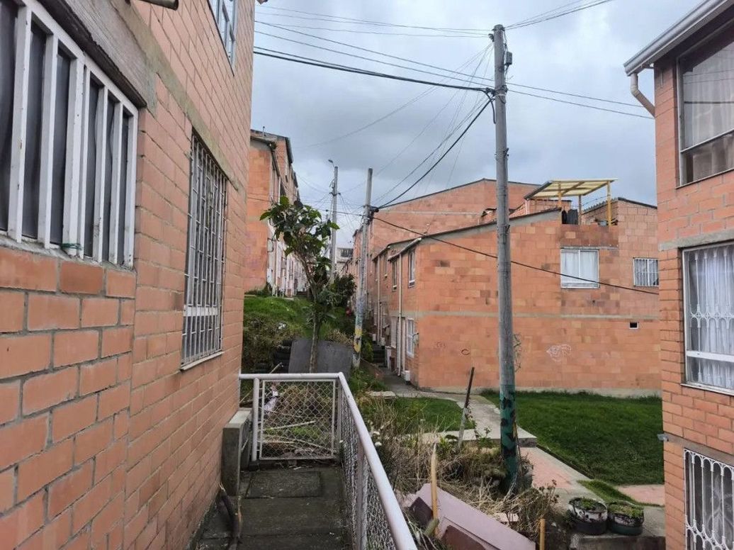 Casa de 2 alcobas en venta en Cr Buenavista Et. Ii, Bogotá, 100 m² · foto 3 de 15