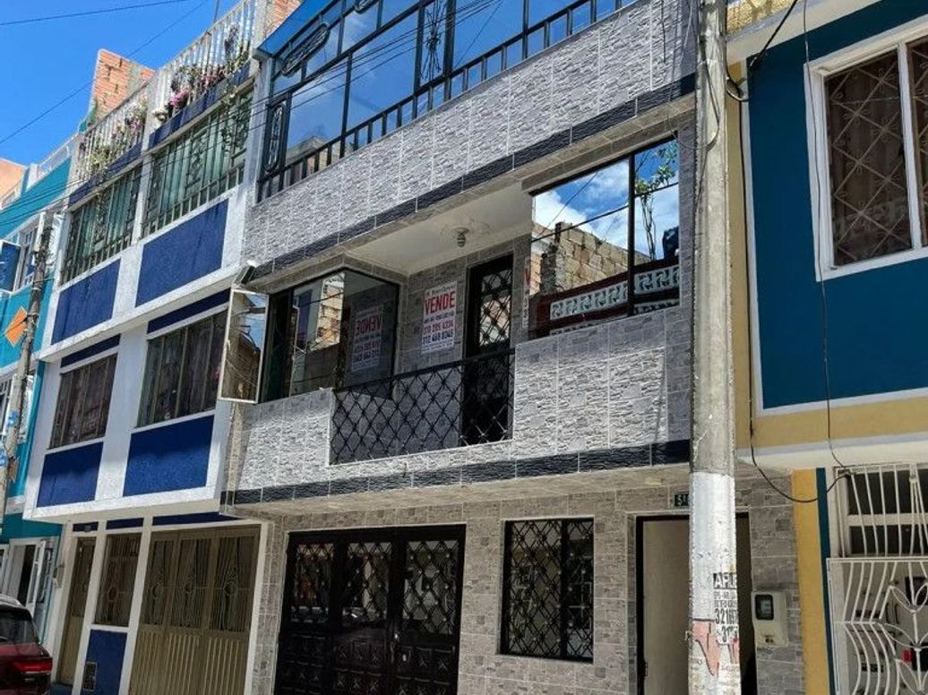 Casa de 5 alcobas en venta en Patio Bonito Et. I, Bogotá, 72 m² · foto 2 de 16