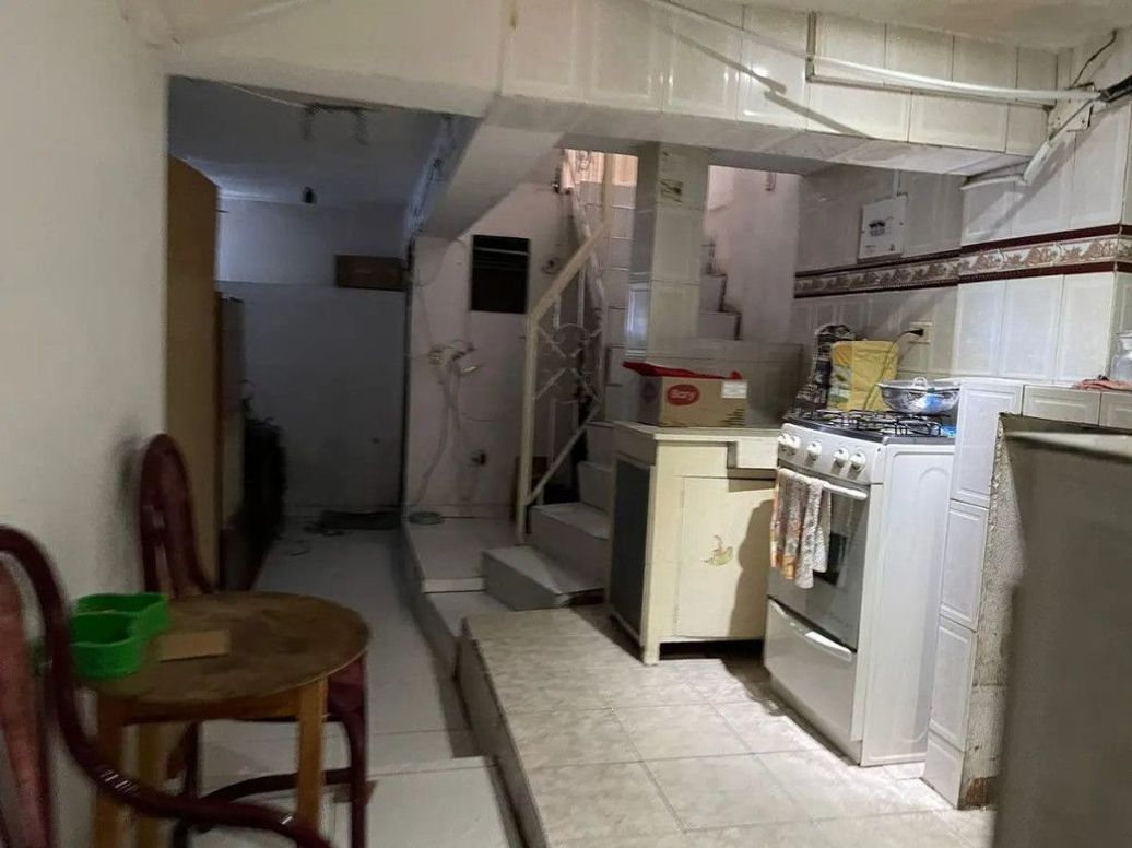 Casa de 10 alcobas en venta en Las Guacamayas, Bogotá, 300 m² · foto 13 de 16