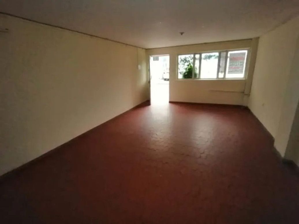 Casa de 11 alcobas en venta en El Retazo, Bogotá, 392 m² · foto 7 de 20