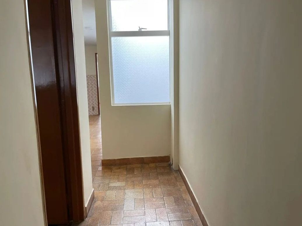 Casa de 11 alcobas en venta en Santander, Bogotá, 382 m² · foto 14 de 20