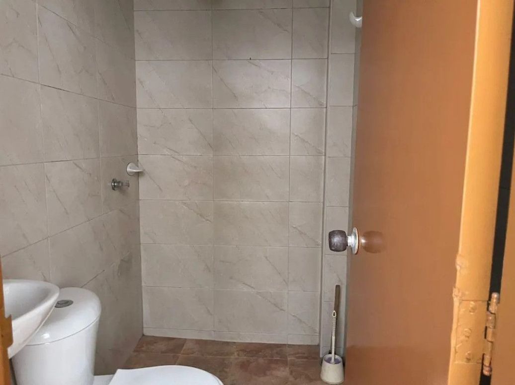 Casa de 11 alcobas en venta en Santander, Bogotá, 382 m² · foto 18 de 20