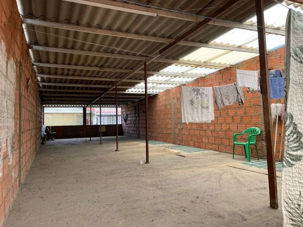 Casa de 7 alcobas en venta en Ingles, Bogotá, 250 m² · foto 8 de 20