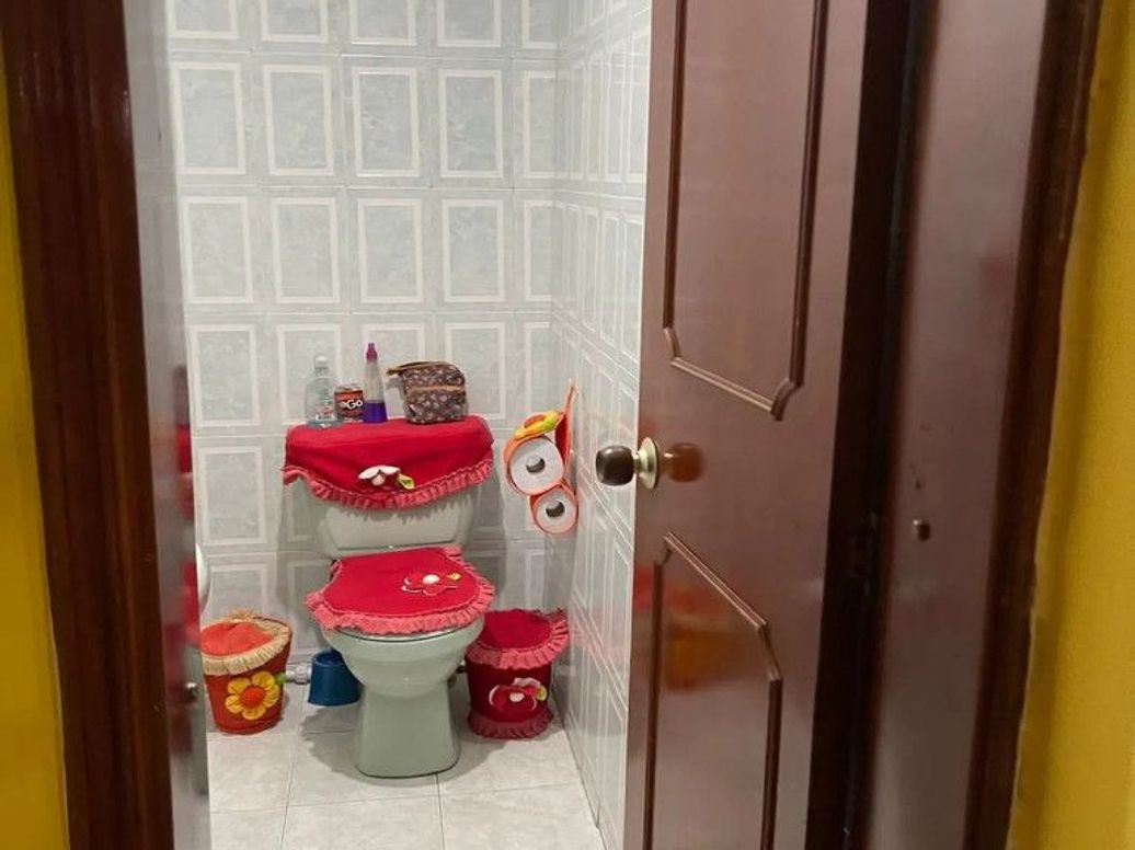 Casa de 7 alcobas en venta en Ingles, Bogotá, 250 m² · foto 5 de 20