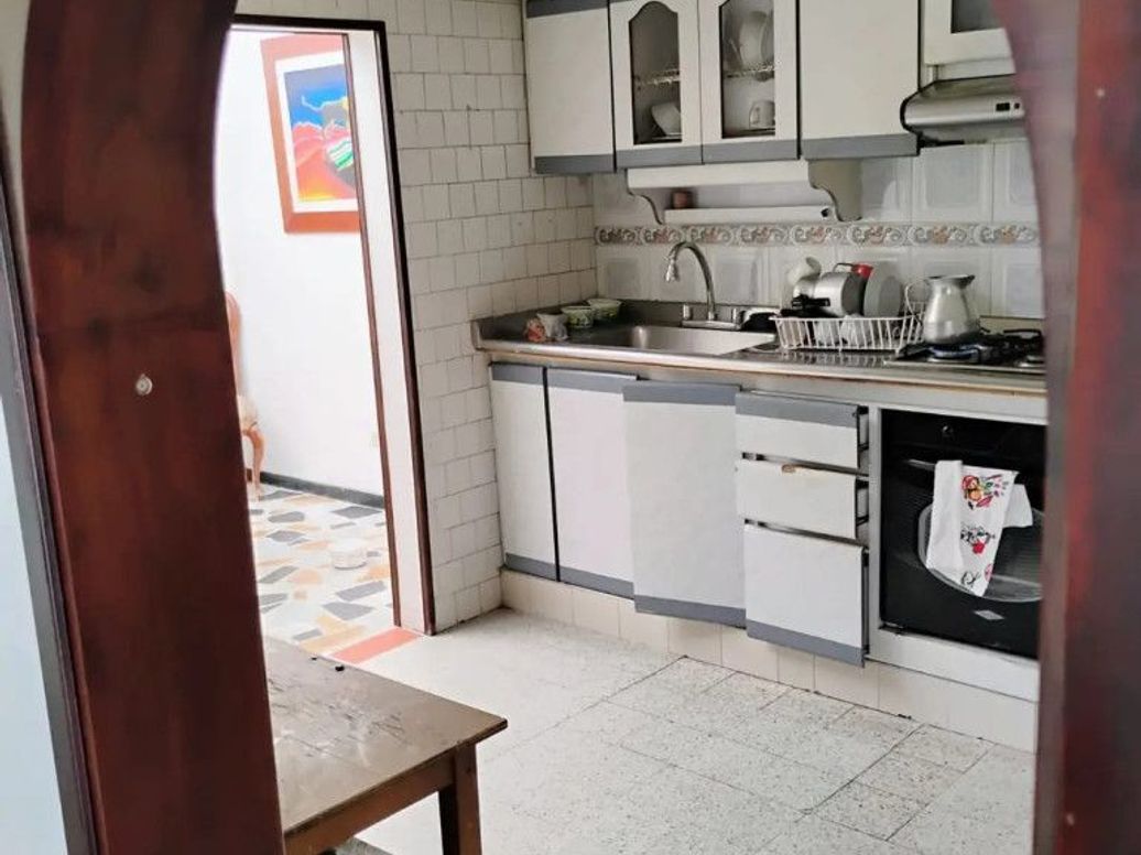 Casa de 7 alcobas en venta en San Jose, Bogotá, 384 m² · foto 10 de 17