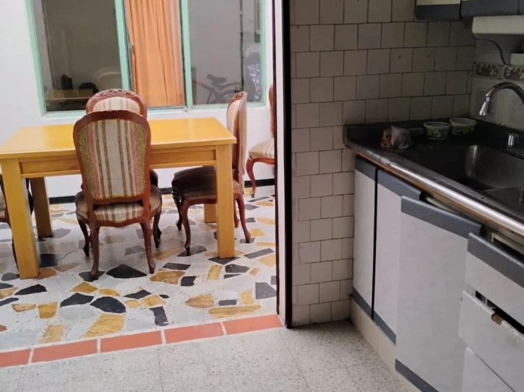 Casa de 7 alcobas en venta en San Jose, Bogotá, 384 m² · foto 13 de 17