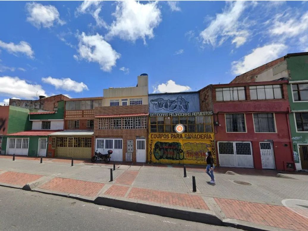 Casa de 10 alcobas en venta en Quiroga Sur, Bogotá, 280 m² · foto 3 de 5