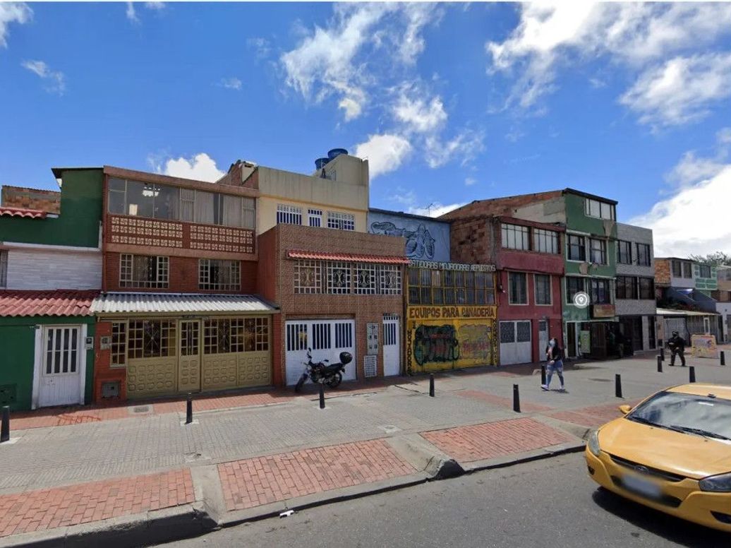 Casa de 10 alcobas en venta en Quiroga Sur, Bogotá, 280 m² · foto 5 de 5