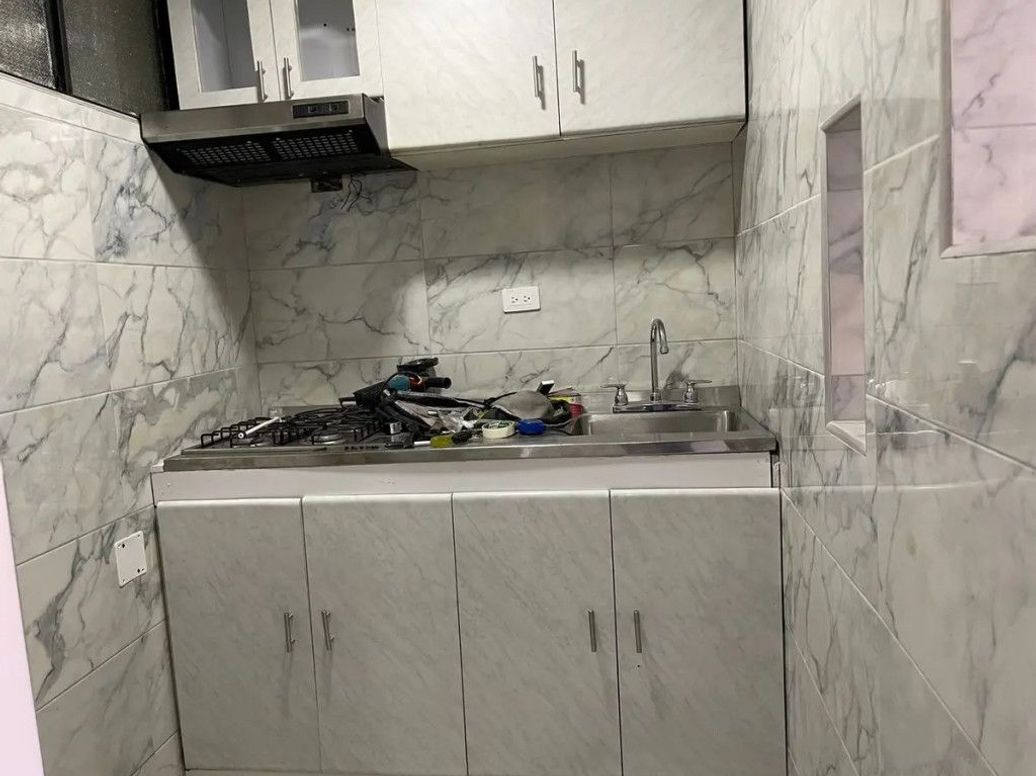 Casa de 6 alcobas en venta en Quiroga, Bogotá, 400 m² · foto 4 de 8