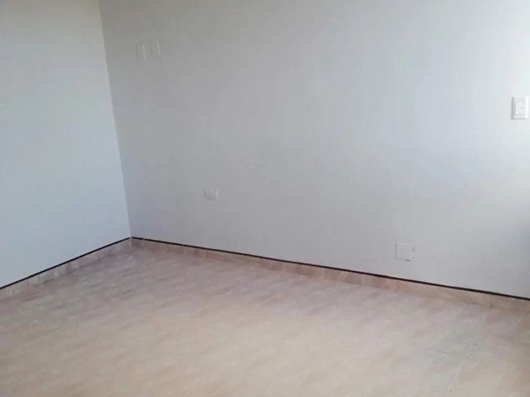 Casa de 9 alcobas en venta en Diana Turbay, Bogotá, 300 m² · foto 3 de 20