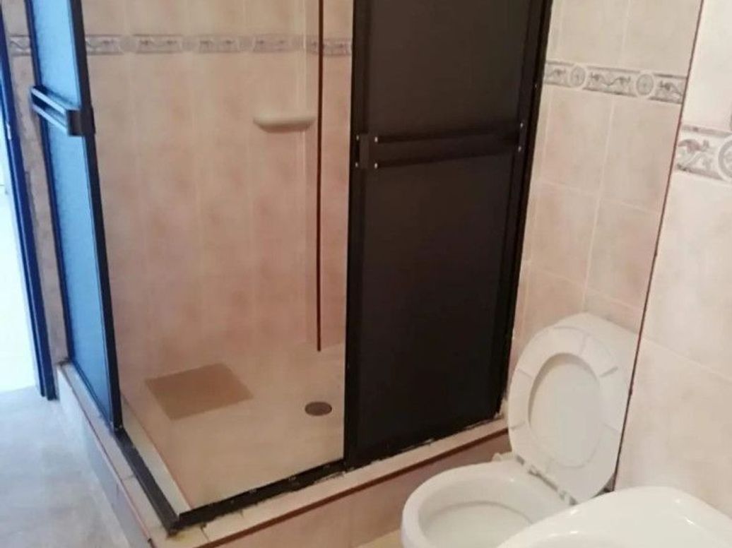 Casa de 9 alcobas en venta en Diana Turbay, Bogotá, 300 m² · foto 12 de 20