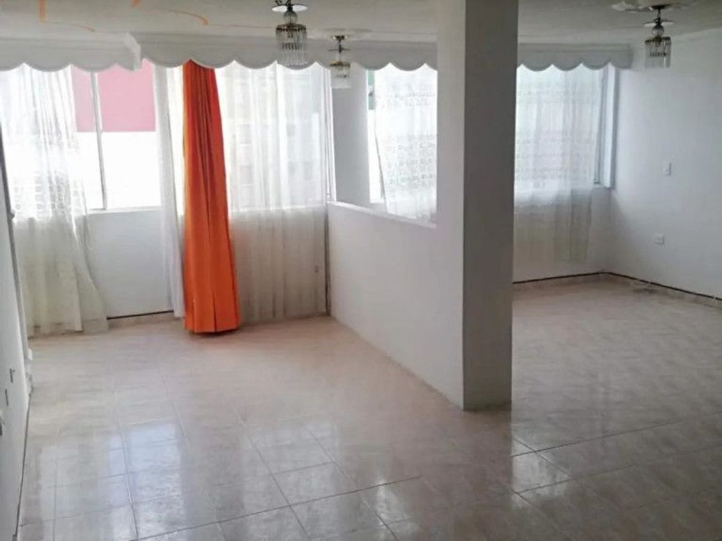 Casa de 9 alcobas en venta en Diana Turbay, Bogotá, 300 m² · foto 19 de 20