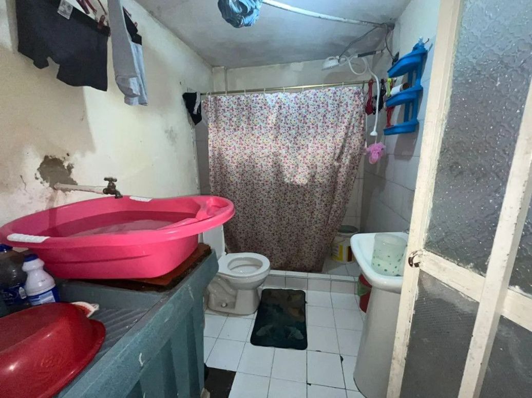 Casa de 8 alcobas en venta en La Picota, Bogotá, 284 m² · foto 19 de 20