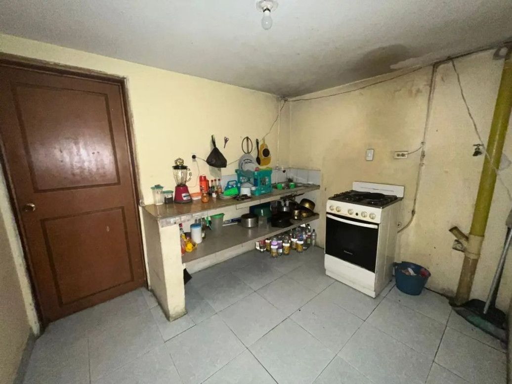 Casa de 8 alcobas en venta en La Picota, Bogotá, 284 m² · foto 14 de 20