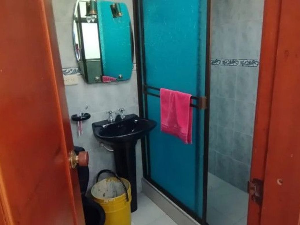 Casa de 6 alcobas en venta en Santa Isabel, Bogotá, 220 m² · foto 12 de 20