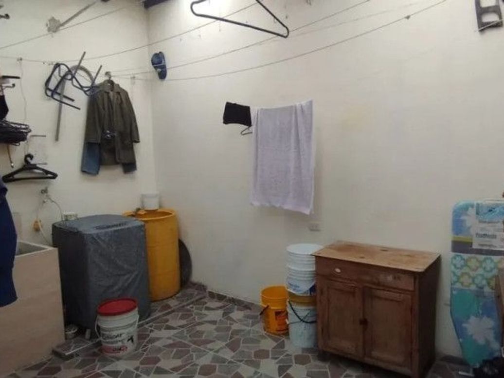 Casa de 6 alcobas en venta en Santa Isabel, Bogotá, 220 m² · foto 11 de 20