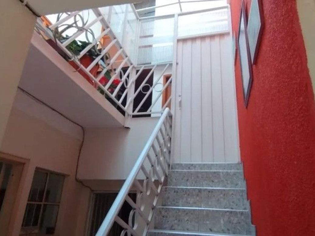 Casa de 6 alcobas en venta en Santa Isabel, Bogotá, 220 m² · foto 8 de 20