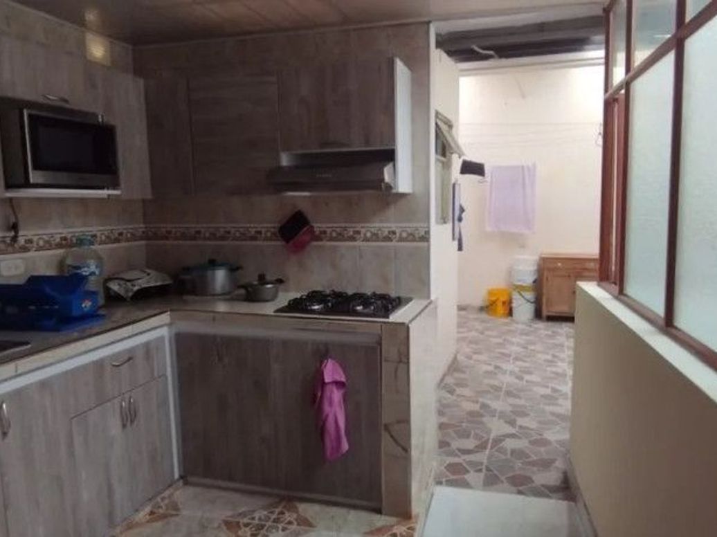 Casa de 6 alcobas en venta en Santa Isabel, Bogotá, 220 m² · foto 19 de 20