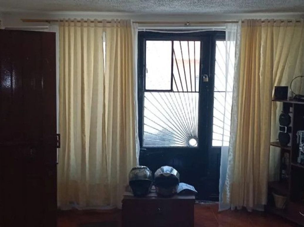 Casa de 6 alcobas en venta en Moralba, Bogotá, 128 m² · foto 11 de 17