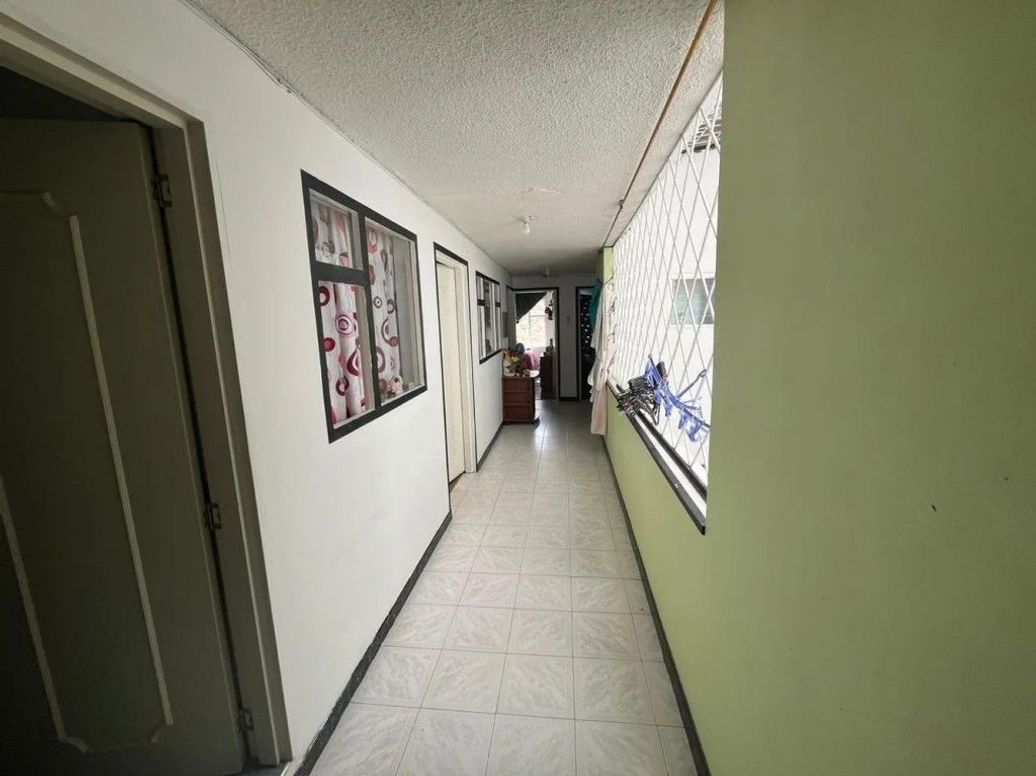 Casa de 14 alcobas en venta en Gustavo Restrepo, Bogotá, 478 m² · foto 6 de 20