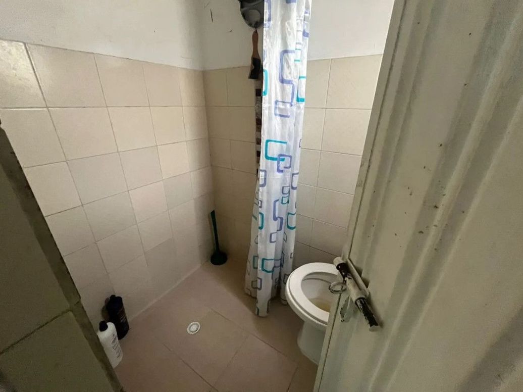 Casa de 14 alcobas en venta en Gustavo Restrepo, Bogotá, 478 m² · foto 2 de 20