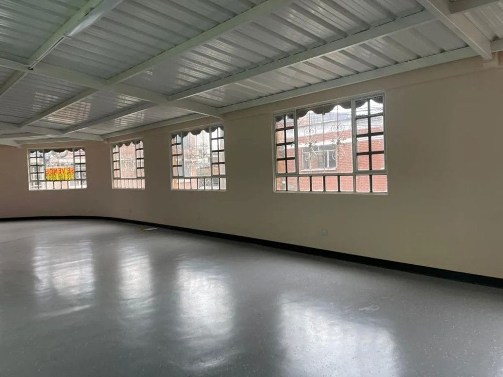 Casa de 3 alcobas en venta en Caracas, Bogotá, 324 m² · foto 9 de 20