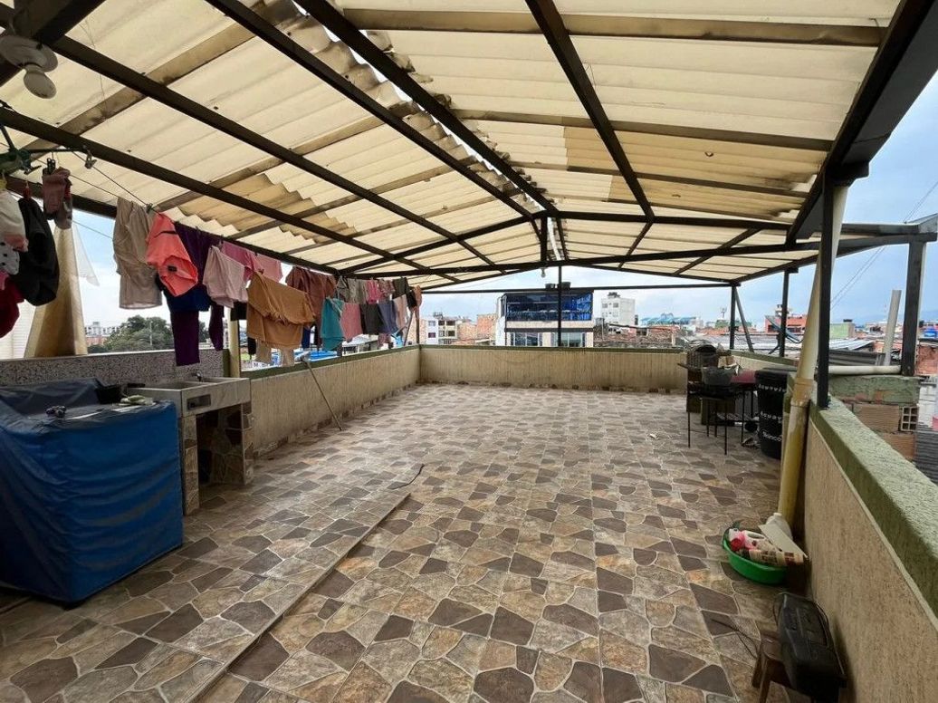 Casa de 4 alcobas en venta en El Retiro, Bogotá, 190 m² · foto 10 de 12