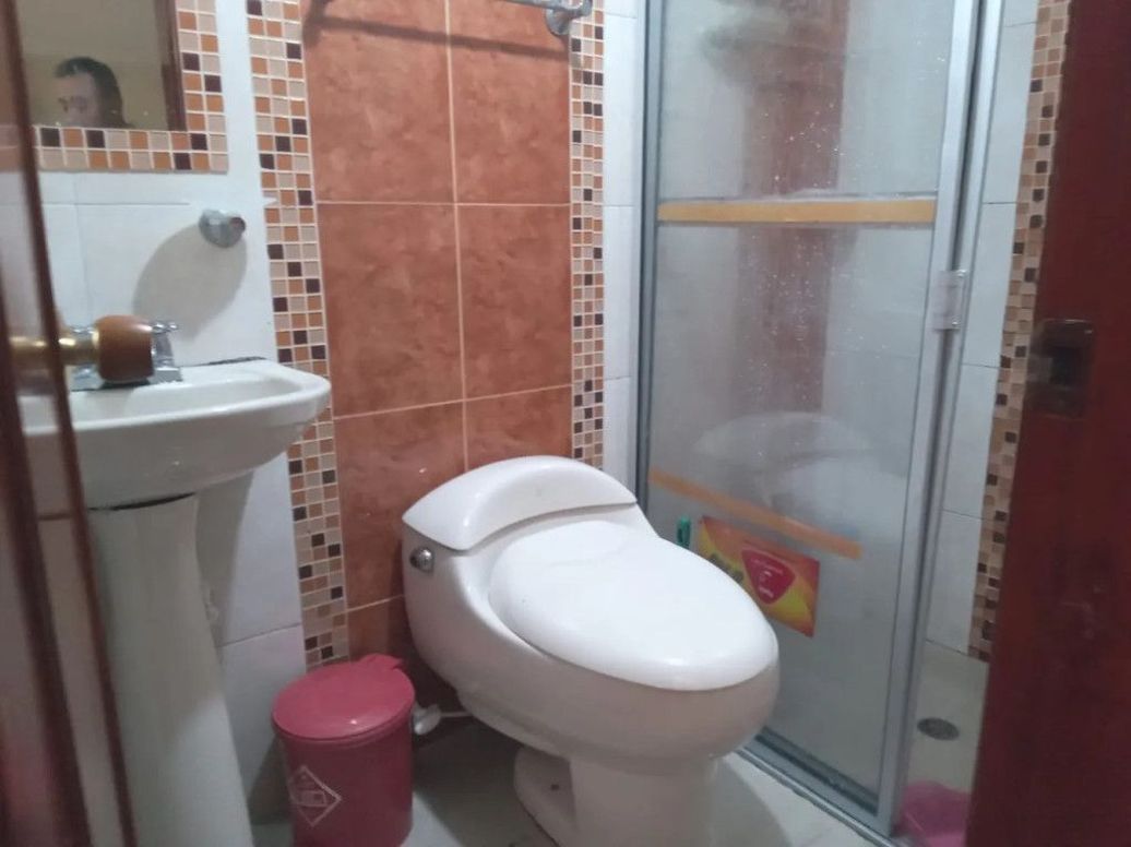 Casa de 13 alcobas en venta en San Jose Oriental, Bogotá, 586 m² · foto 6 de 9