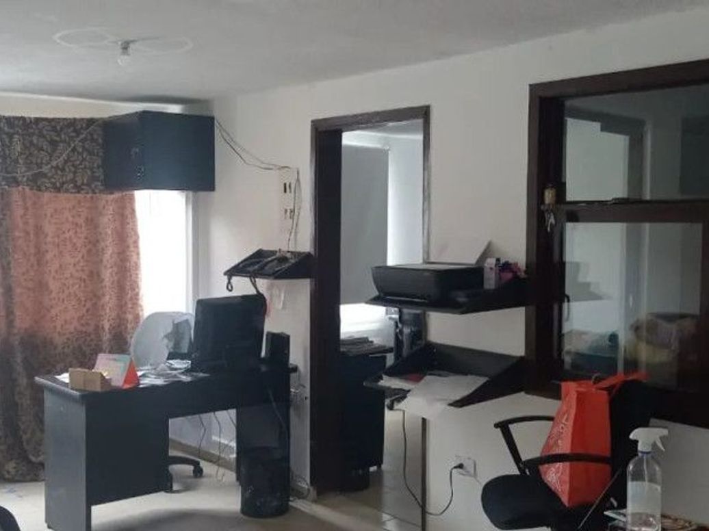Casa de 6 alcobas en venta en La Cabaña, Bogotá, 281 m² · foto 5 de 19