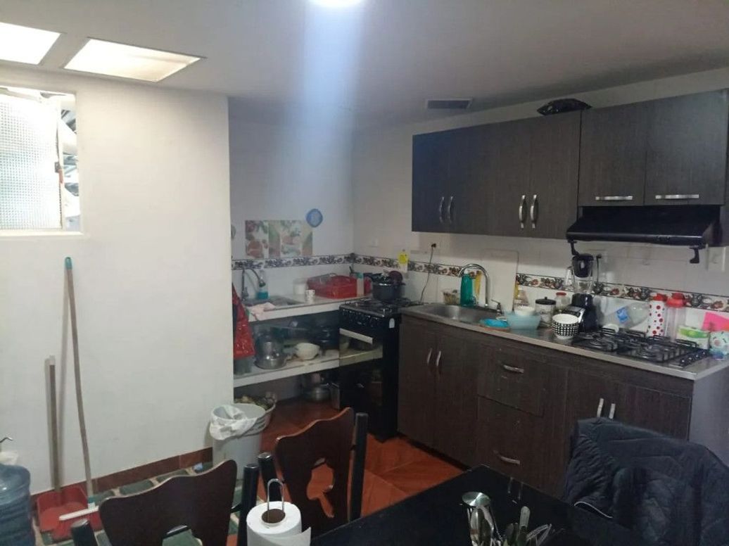 Casa de 6 alcobas en venta en La Cabaña, Bogotá, 281 m² · foto 14 de 19