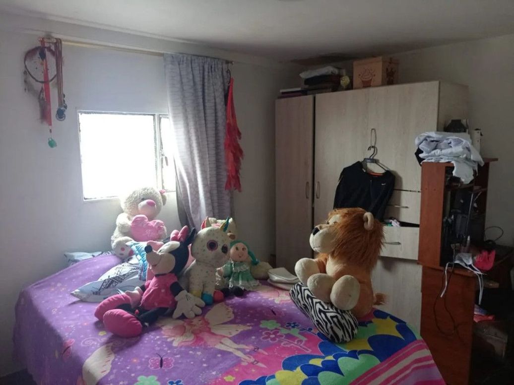 Casa de 6 alcobas en venta en La Cabaña, Bogotá, 281 m² · foto 13 de 19